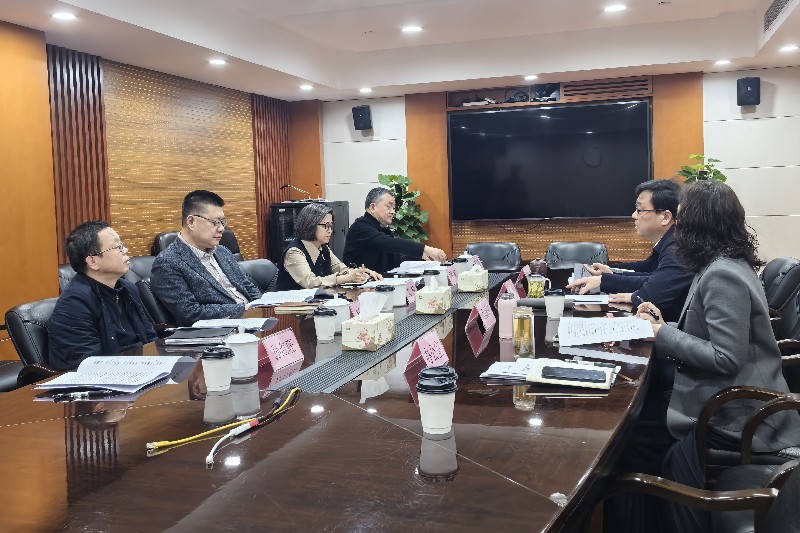 区人大常委会主任沈权走访调研